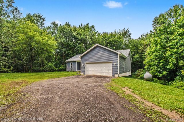 1765 Parker Road, Holly Township, MI 48442