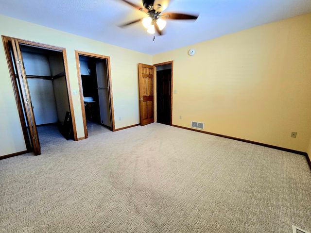 642 Jenisa Drive, Saint Cloud, MN 56301