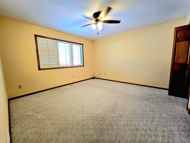 642 Jenisa Drive, Saint Cloud, MN 56301