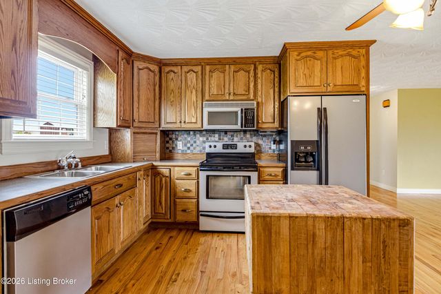 3570 Old Elizabethtown Rd, Hodgenville, KY 42748