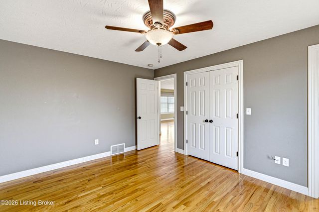 3570 Old Elizabethtown Rd, Hodgenville, KY 42748