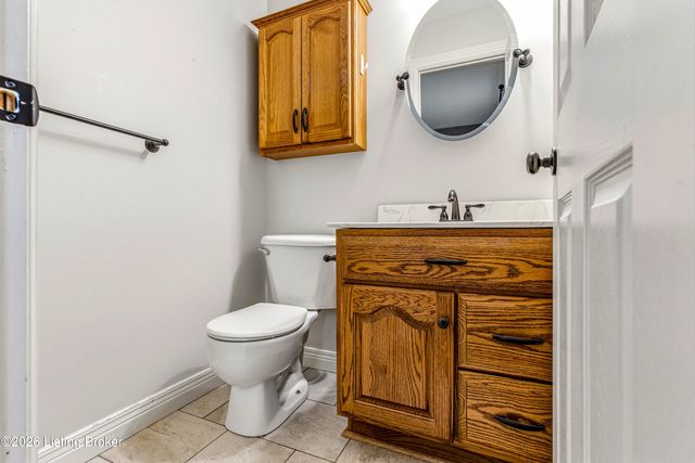 3570 Old Elizabethtown Rd, Hodgenville, KY 42748
