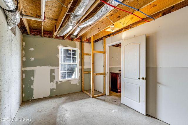 3570 Old Elizabethtown Rd, Hodgenville, KY 42748