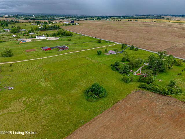 3570 Old Elizabethtown Rd, Hodgenville, KY 42748