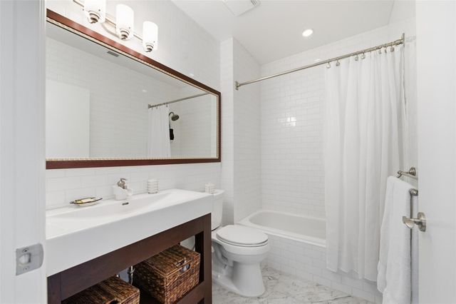 3020 NE 32nd Avenue PH5, Fort Lauderdale, FL 33308