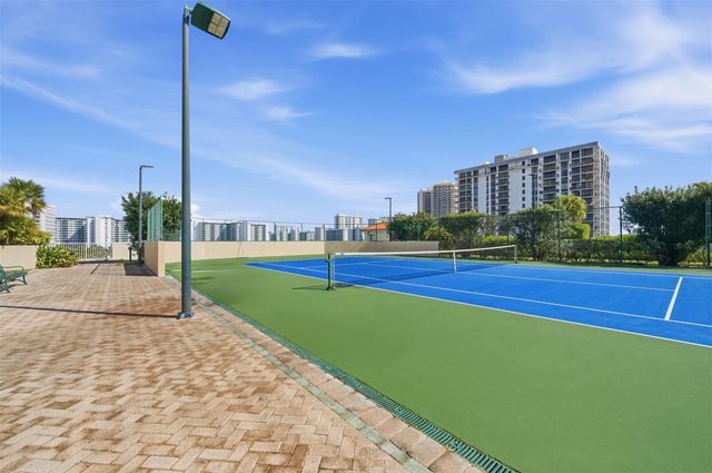 3020 NE 32nd Avenue PH5, Fort Lauderdale, FL 33308