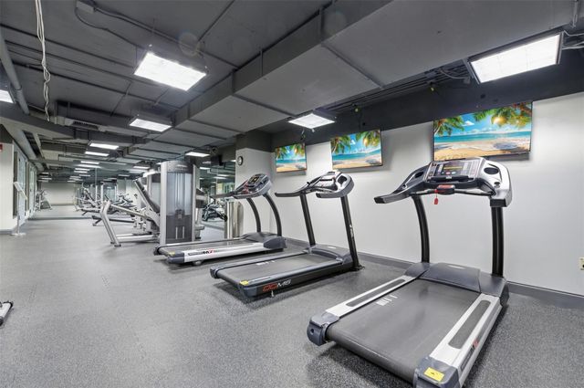 3020 NE 32nd Avenue PH5, Fort Lauderdale, FL 33308