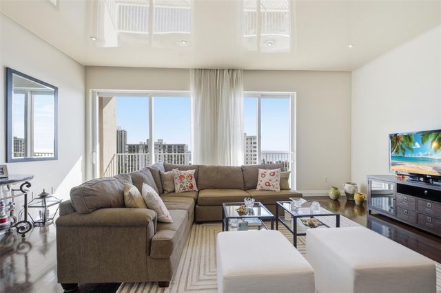 3020 NE 32nd Avenue PH5, Fort Lauderdale, FL 33308