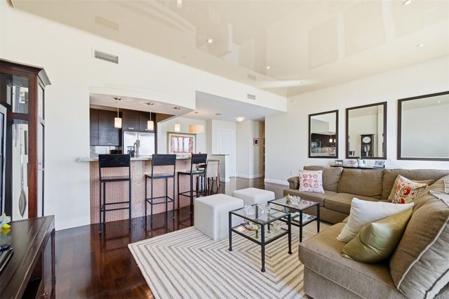 3020 NE 32nd Avenue PH5, Fort Lauderdale, FL 33308