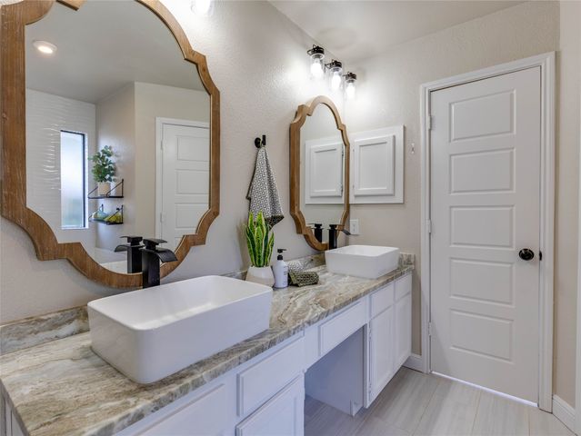 6705 Parkwood Drive, North Richland Hills, TX 76182