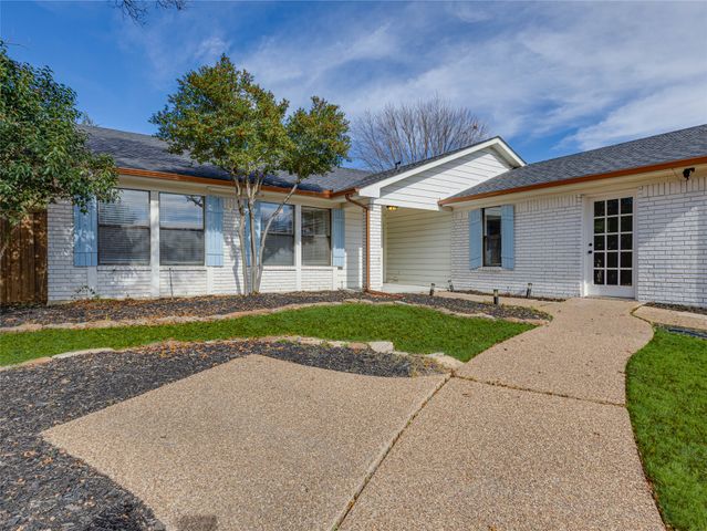 6705 Parkwood Drive, North Richland Hills, TX 76182
