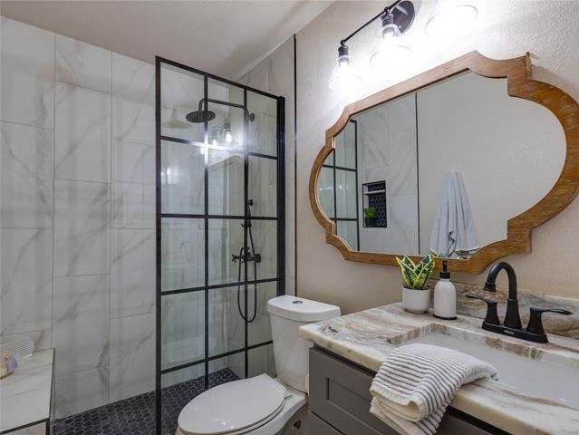 6705 Parkwood Drive, North Richland Hills, TX 76182