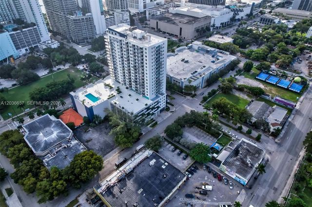 275 NE 18th Street, Miami, FL 33132