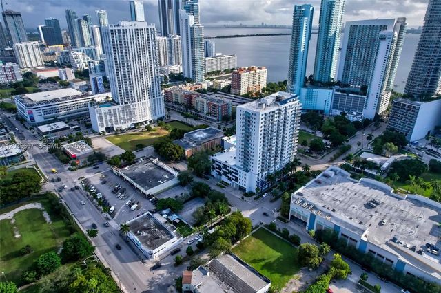 275 NE 18th Street, Miami, FL 33132