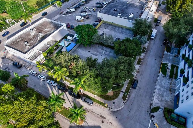 275 NE 18th Street, Miami, FL 33132