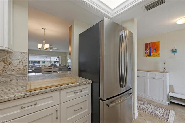 401 Charlemagne BLVD A205, Naples, FL 34112