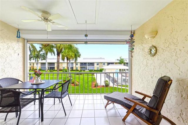 401 Charlemagne BLVD A205, Naples, FL 34112