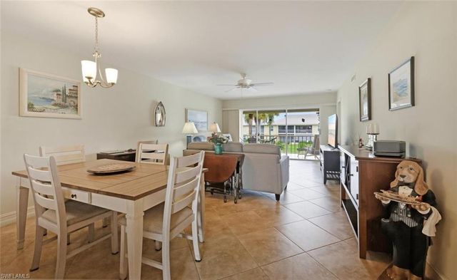 401 Charlemagne BLVD A205, Naples, FL 34112