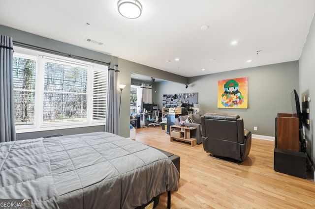 1307 Creekside Place SE, Smyrna, GA 30082