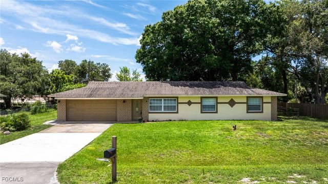 2319 Barcelona AVE, Fort Myers, FL 33905