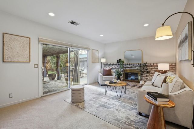 1580 Silvercrest Drive, San Jose, CA 95118