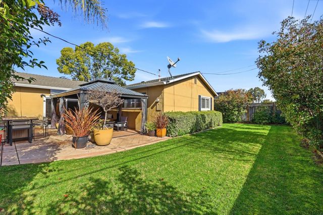 1580 Silvercrest Drive, San Jose, CA 95118