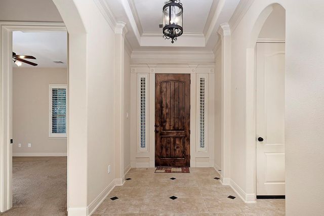 18 Chase Mills Place, Tomball, TX 77375