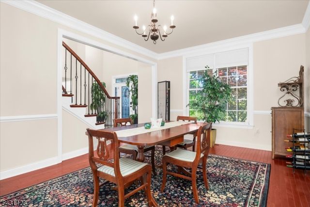 4 Jacob Ct, Raritan Twp., NJ 08822