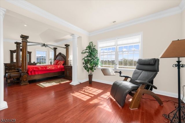 4 Jacob Ct, Raritan Twp., NJ 08822