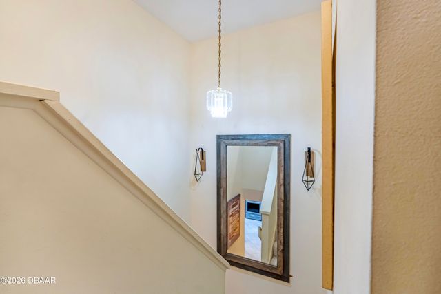 955 Grayling Ct Apt B, Port Orange, FL 32127