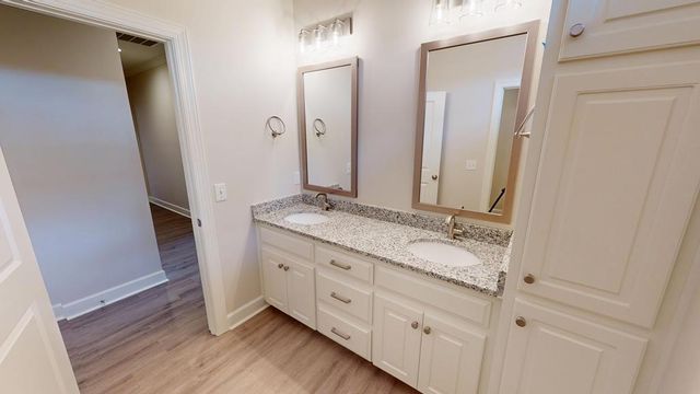 103 Clarksdale, Dothan, AL 36305