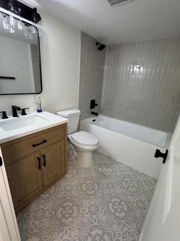 629 Sea Pine Way C1, Greenacres, FL 33415
