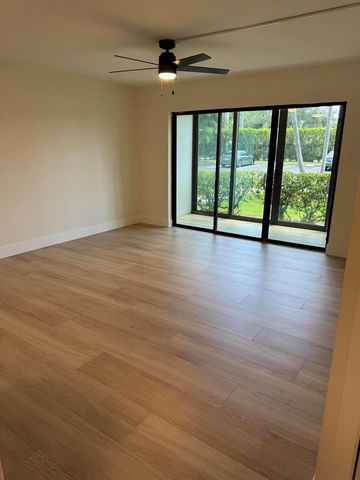 629 Sea Pine Way C1, Greenacres, FL 33415