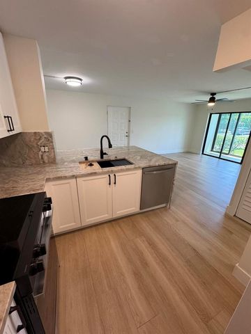 629 Sea Pine Way C1, Greenacres, FL 33415