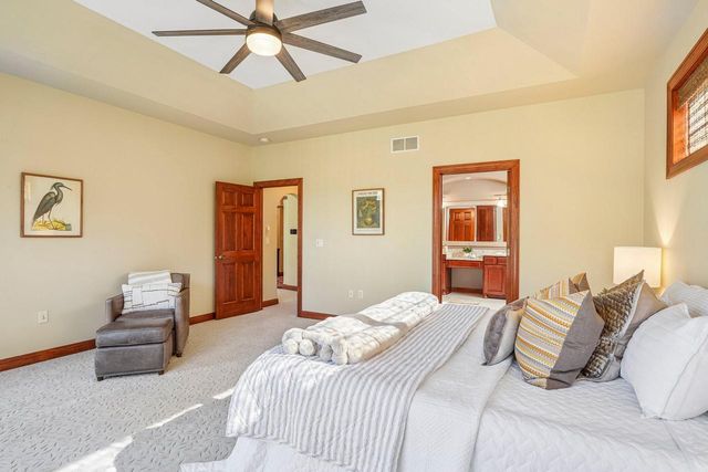 443 Minors DRIVE, Mukwonago, WI 53149