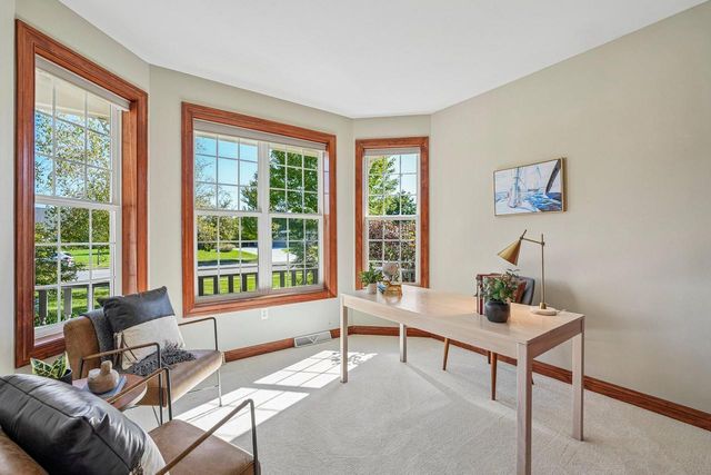443 Minors DRIVE, Mukwonago, WI 53149