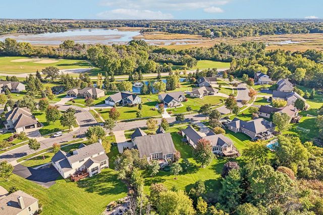 443 Minors DRIVE, Mukwonago, WI 53149