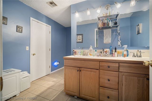2546 Old Uniontown Road, Van Buren, AR 72956