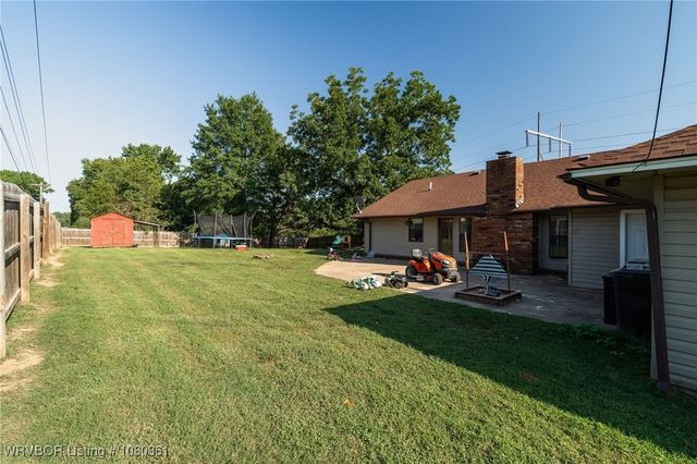 2546 Old Uniontown Road, Van Buren, AR 72956
