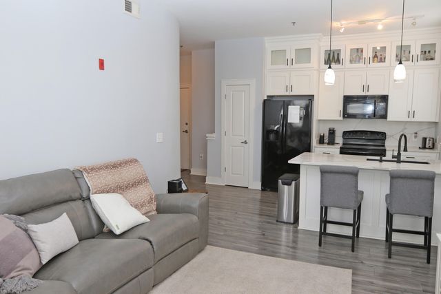 650 S Mill Street 324, Lexington, KY 40508