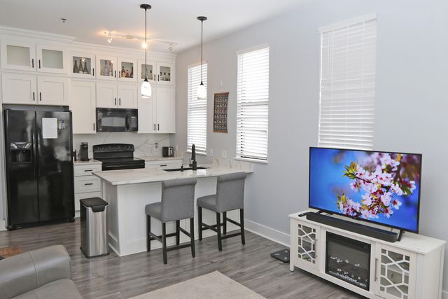 650 S Mill Street 324, Lexington, KY 40508