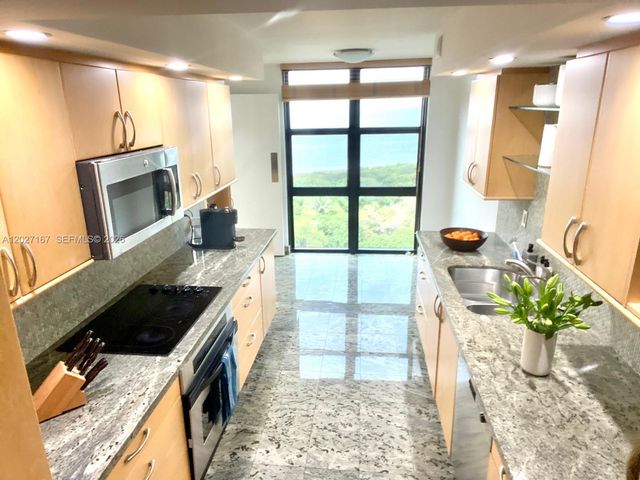 1121 Crandon Blvd D1007, Key Biscayne, FL 33149