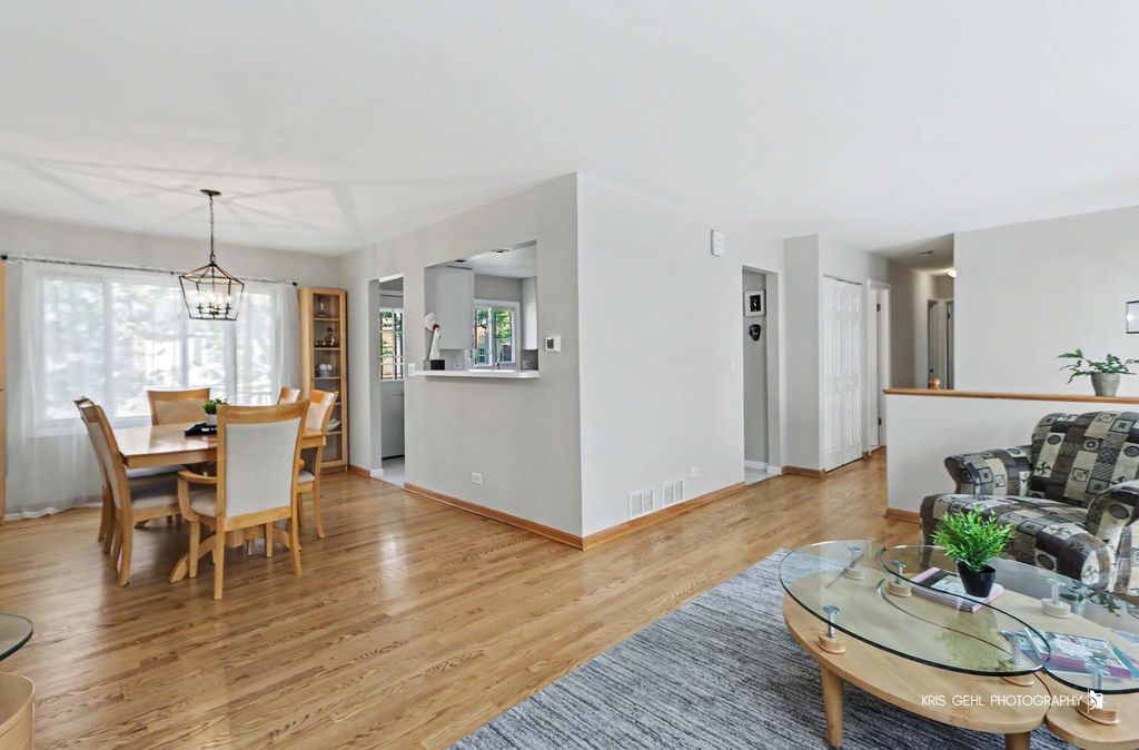 302 Appleton Drive, Vernon Hills, IL 60061 — photo 3