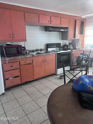 7 Traver Street, Glens Falls, NY 12801