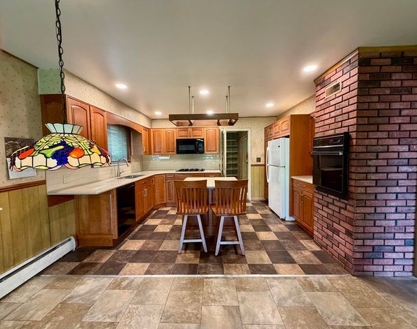 1400 Wetters Road, Kawkawlin, MI 48631