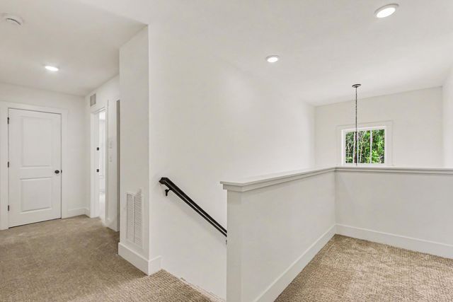 40 Karner Blue Court, Chesterton, IN 46304