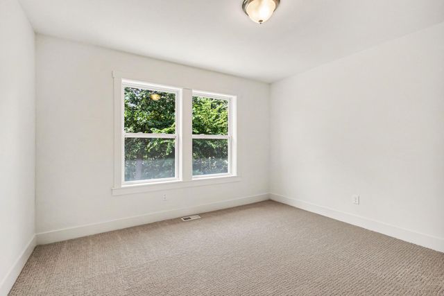 40 Karner Blue Court, Chesterton, IN 46304