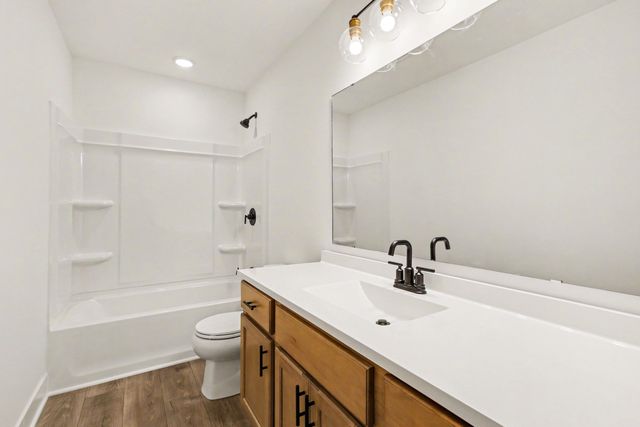 40 Karner Blue Court, Chesterton, IN 46304