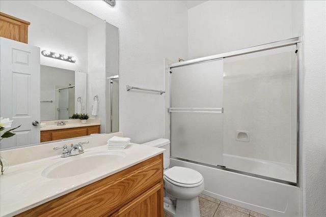 2241 Vail Ct, Rocklin, CA 95765