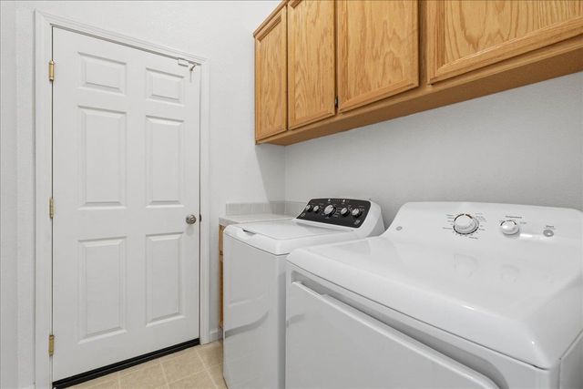 2241 Vail Ct, Rocklin, CA 95765